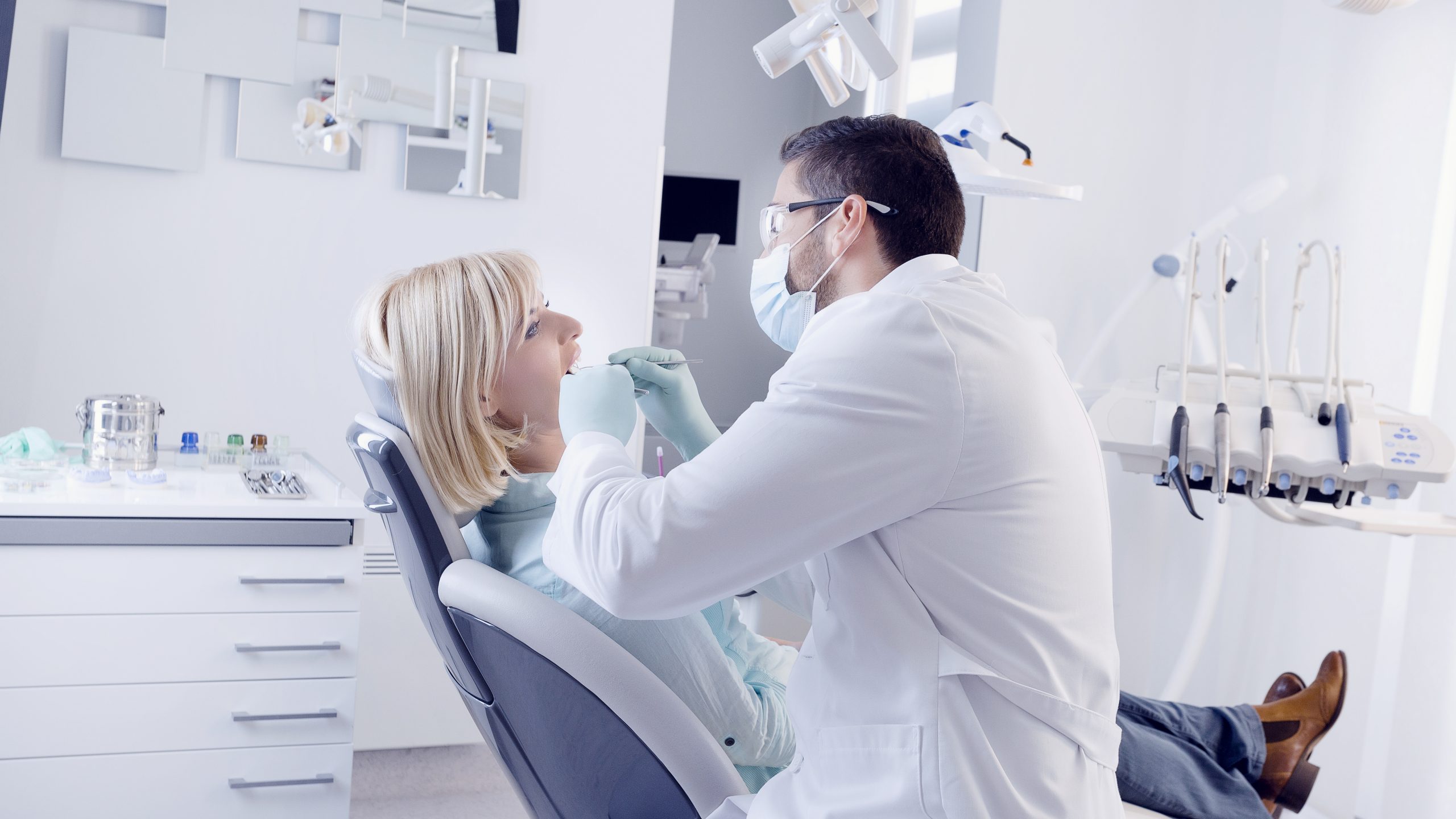 Dentist in Oakdale, CT